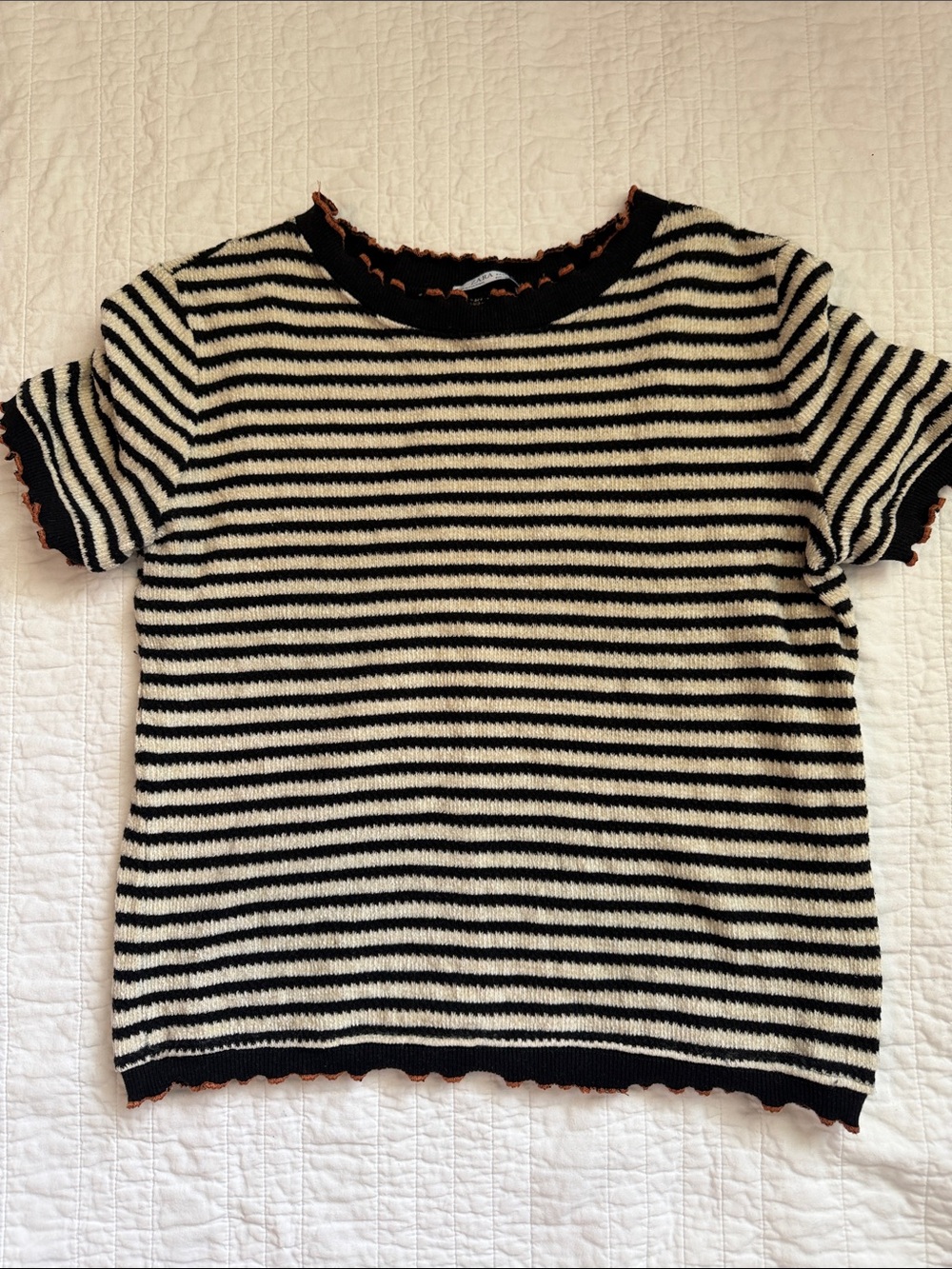 Zara Black and Cream Striped Short Sleeve Knit Top